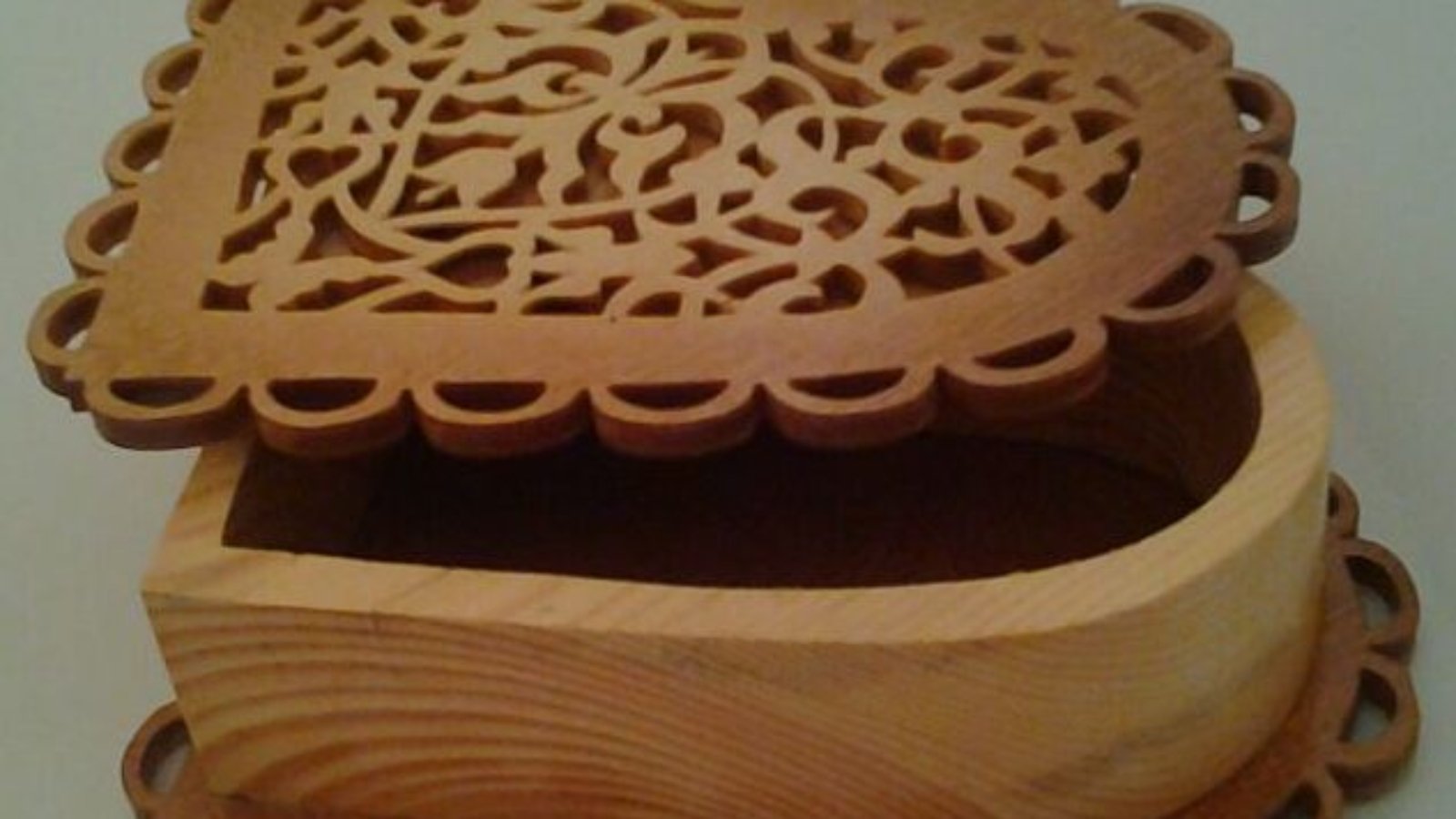 scroll-saw-heart-box-cutting-file.jpeg