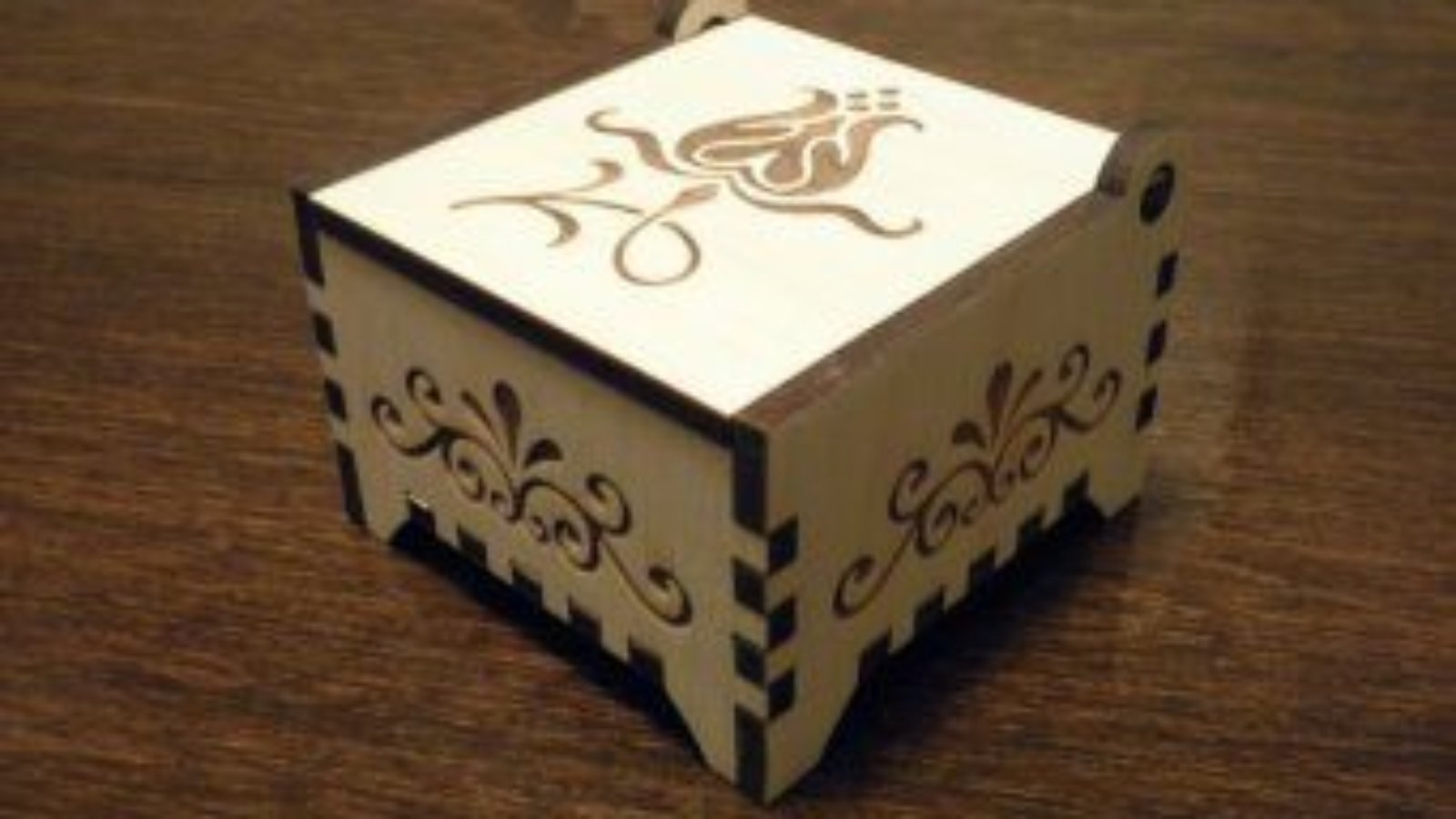 Small-wooden-trinket-box-free-laser-cutting-design-file.jpeg