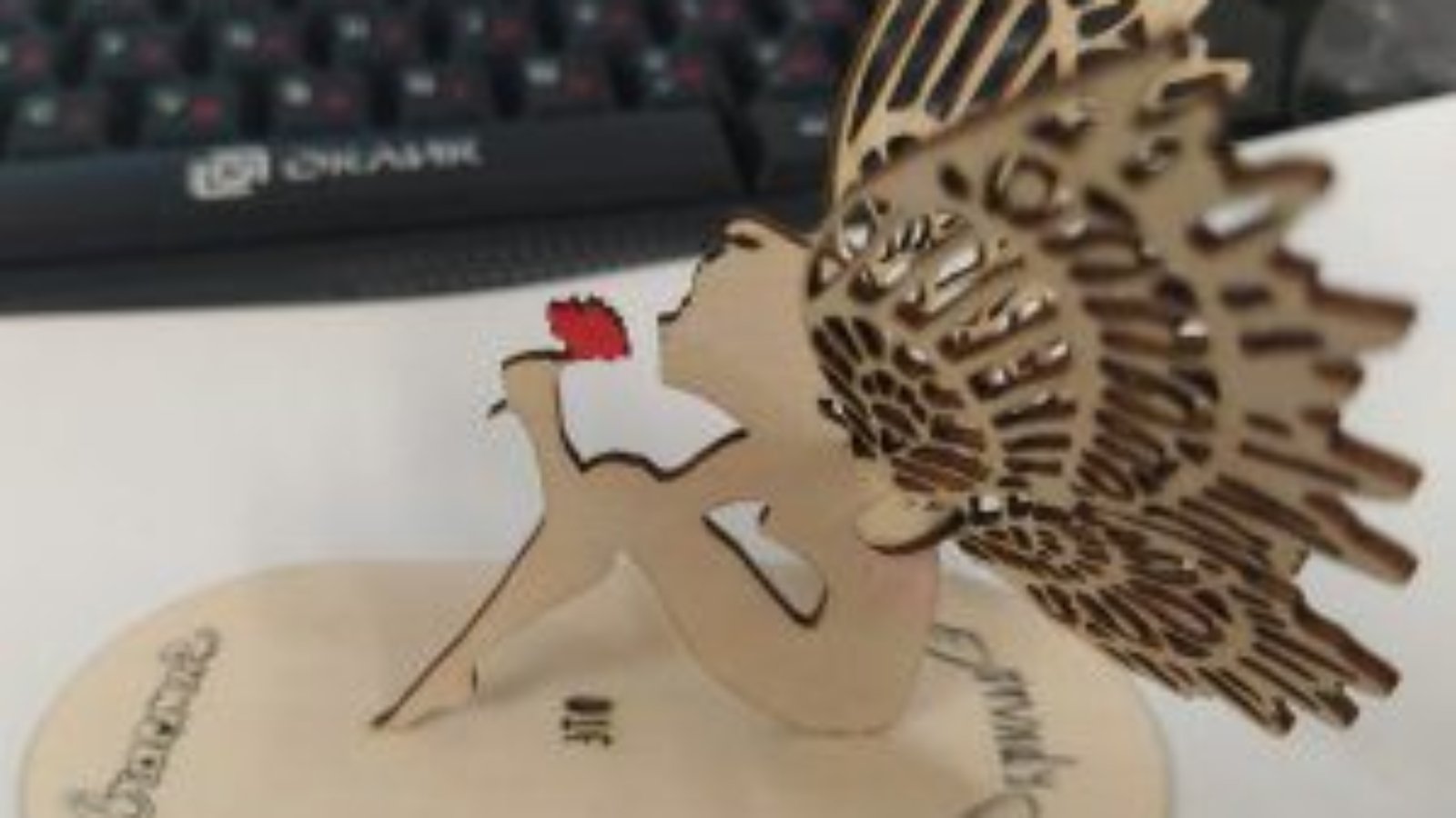 Wooden-Angel-Table-free-laser-cutting-design-file.jpeg