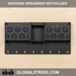 keyholder vector image
