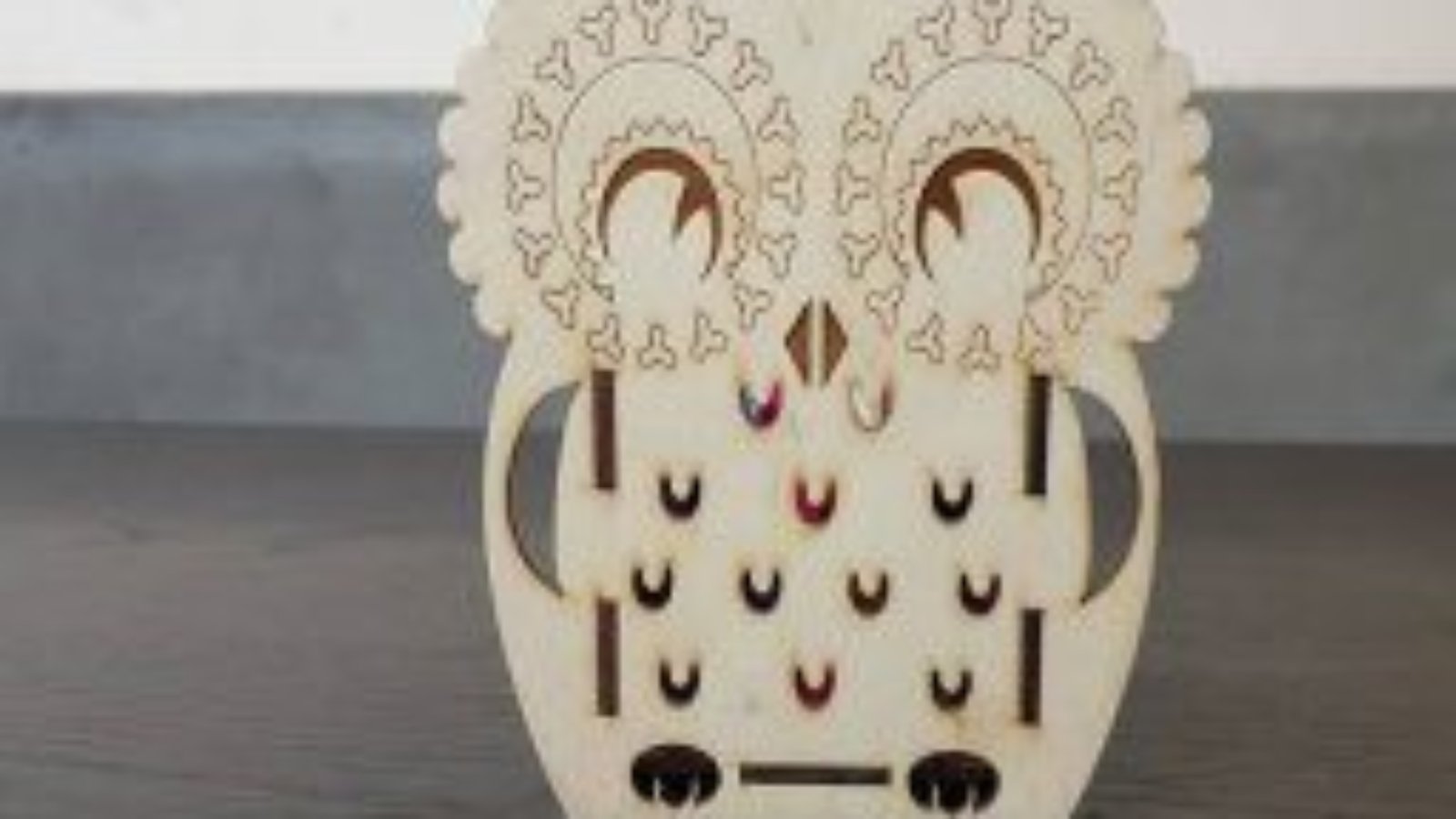 Pencil-case-Owl-free-laser-cutting-template.webp