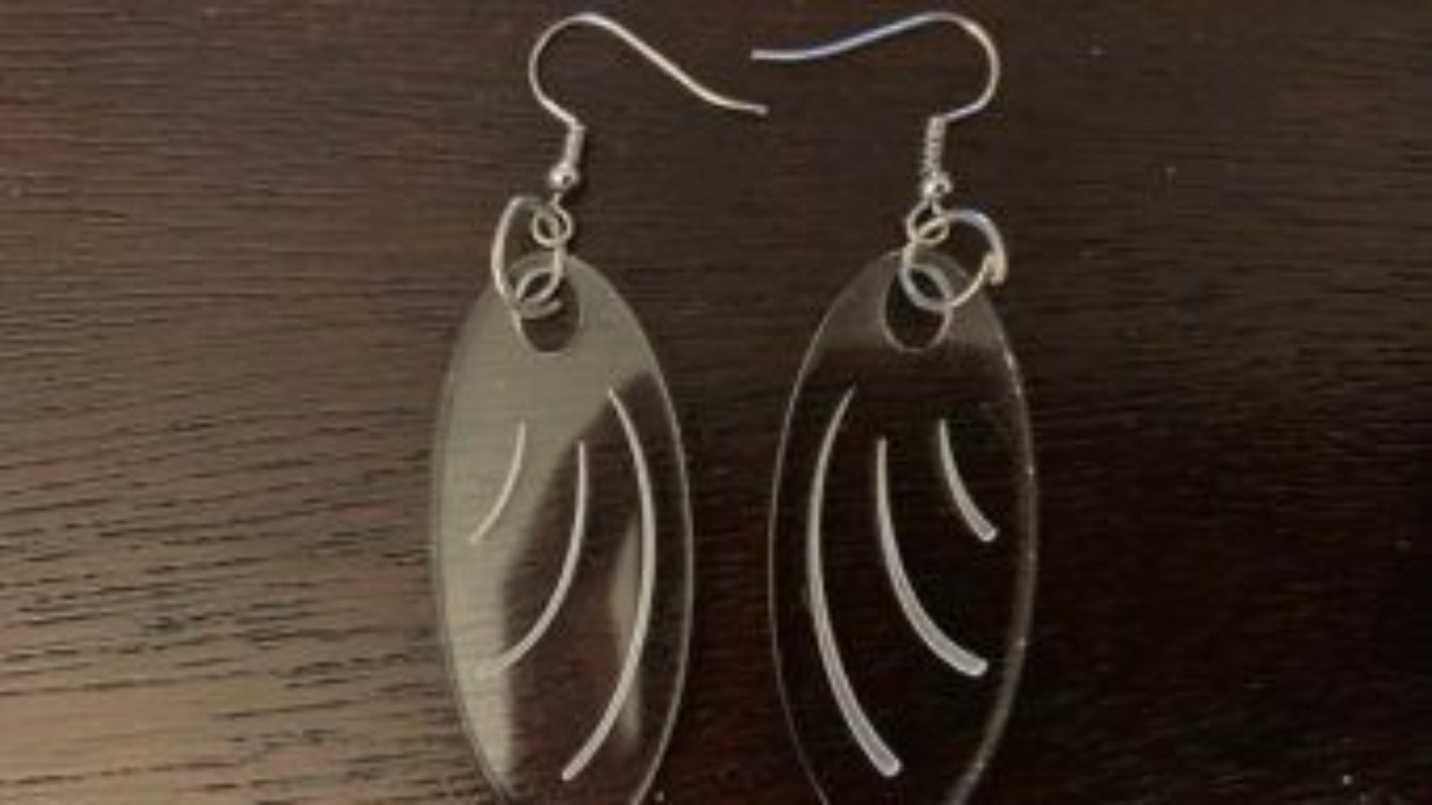 Acrylic-earrings-free-laser-cutring-file.webp